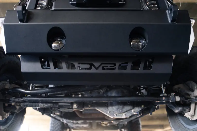 Dv8 Offroad 2018-2025 Jeep Jl & Jt | Sway Bar Disconnect Skid Plate 1