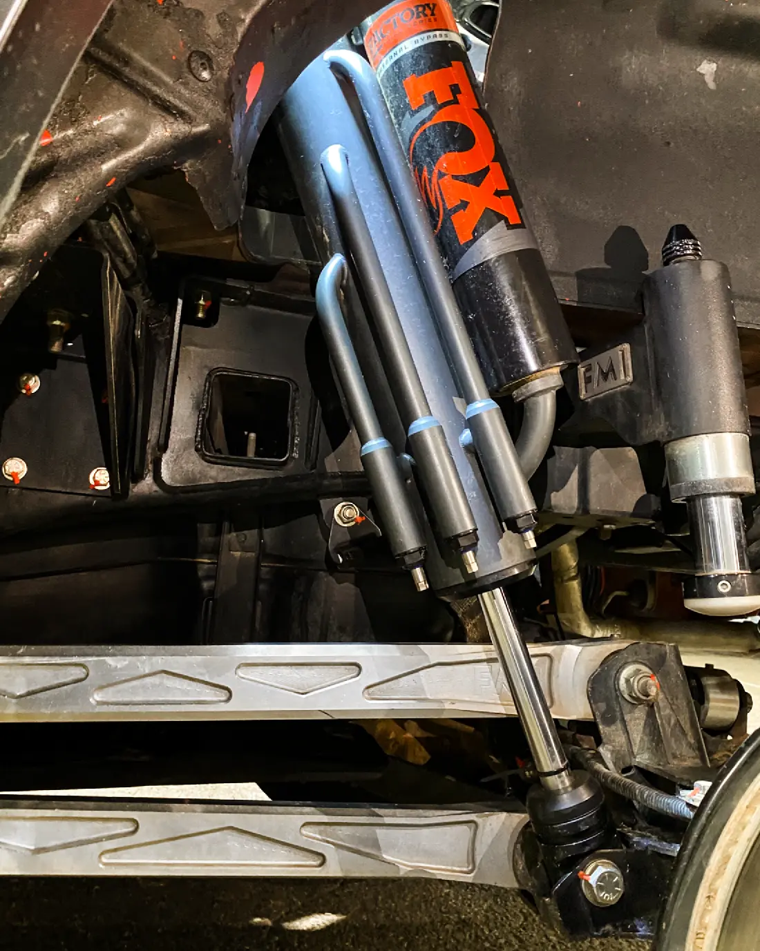 2021+ Raptor 5-Link Rear Bed Organizer - 3.0X16 Coil Over Or 3.5X16 Bypass Shock 1