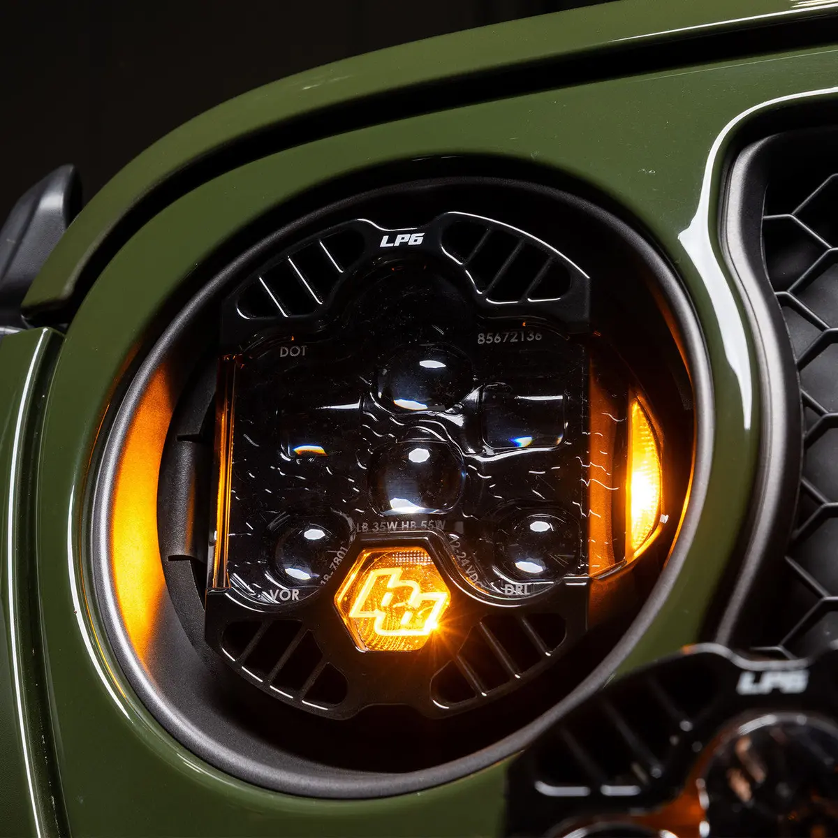 Baja Designs 18-25 Jeep Wrangler Jl / 20-25 Gladiator Jt Dot Lp6 Led Headlight Kit - Clear/White 1
