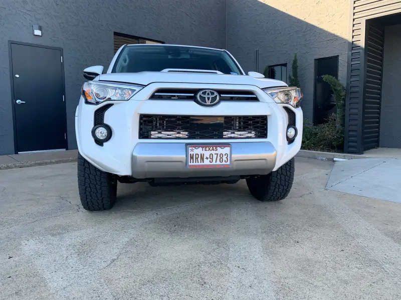 Cali Raised 14-24 Toyota 4Runner 32In Hidden Grille Led Light Bar Brackets - One Combobeam No Bar 1