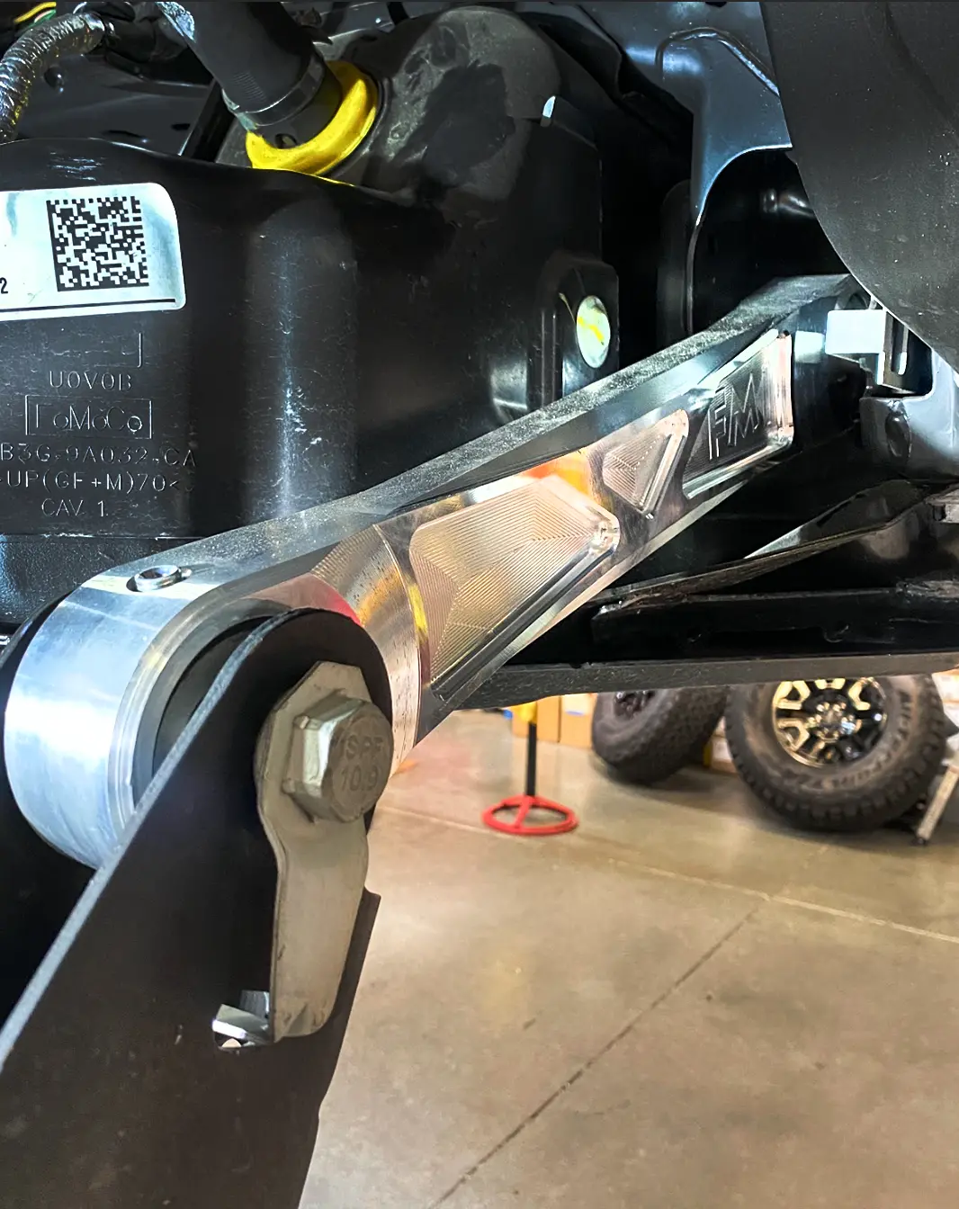 Bronco Raptor 2022 + Billet Aluminum Rear Upper Suspension Arms With Ultra-Flex Joints 1