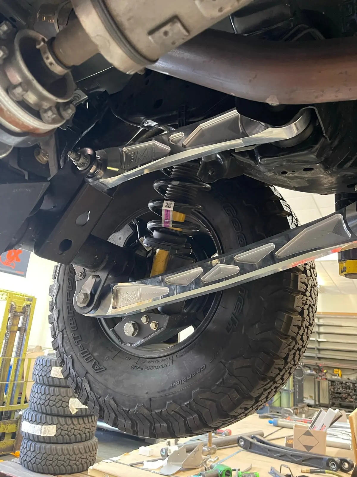 Bronco Rear Suspension Kit - Billet Aluminum Rear Arms 1