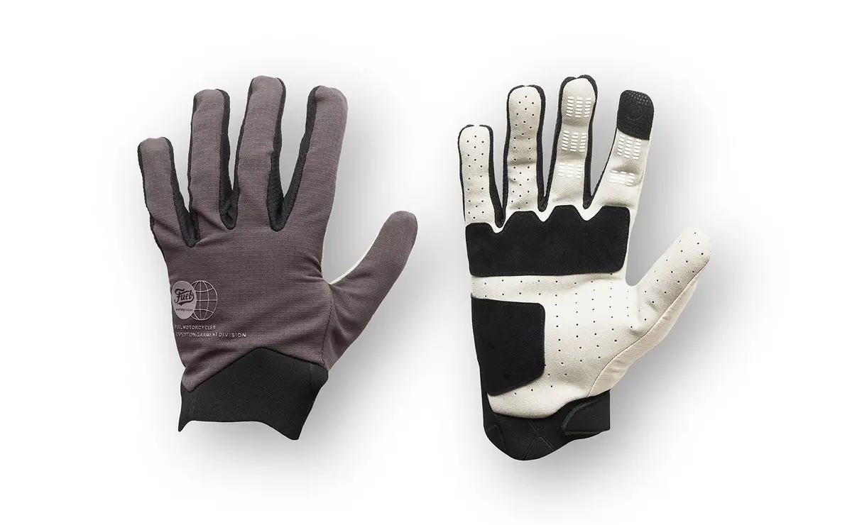 Endurage Gloves 1