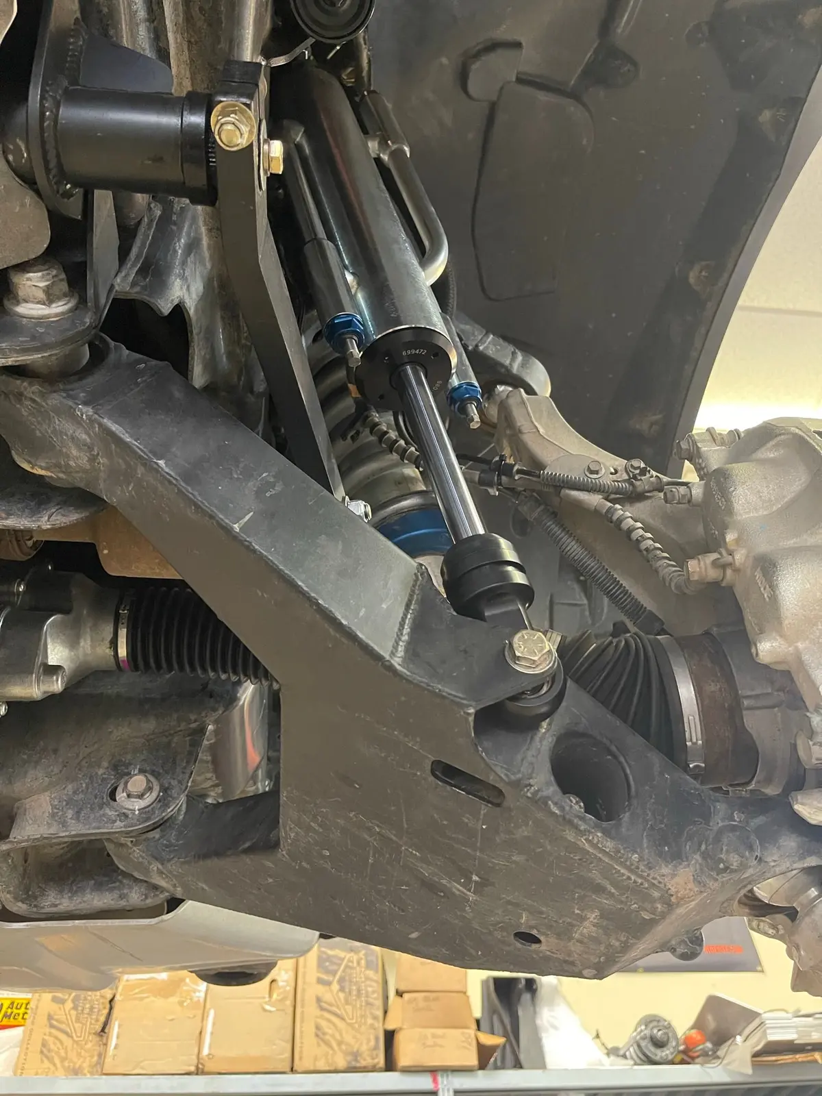 2017-2020 Gen 2 Raptor Mid Travel Front Suspension Kit, With Fabricated Upper Arm 1