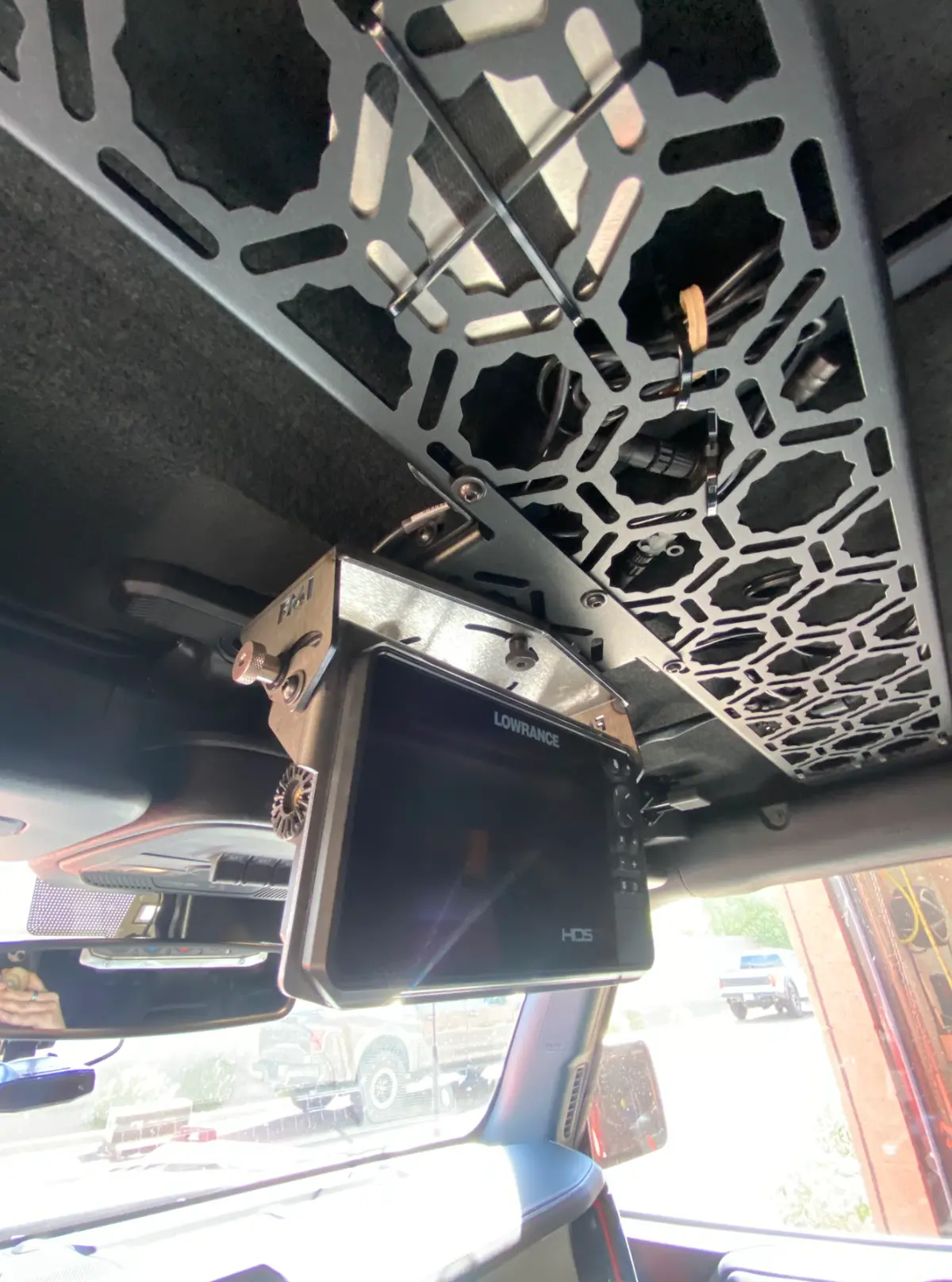 Fold Down Lowrance Hds7-Live Gps Mount - Bronco And Bronco Raptor Roof Mount 1