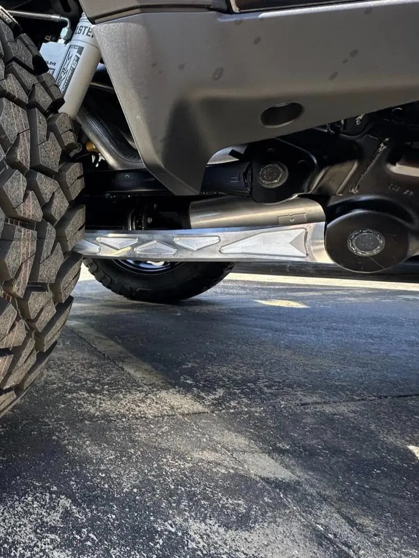 2025+ Ram Rho Rear Lower Suspension Arms - Billet Aluminum 1