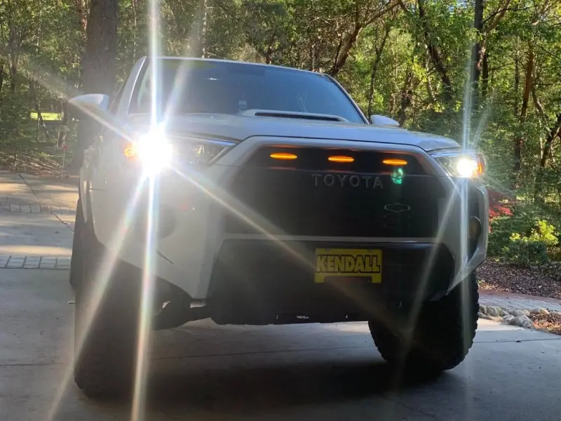 Cali Raised 14-24 Toyota 4Runner Grille Raptor Led Light Kit - Amber 1
