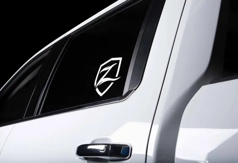 Zone Offroad Shield Decal - 7In White 1