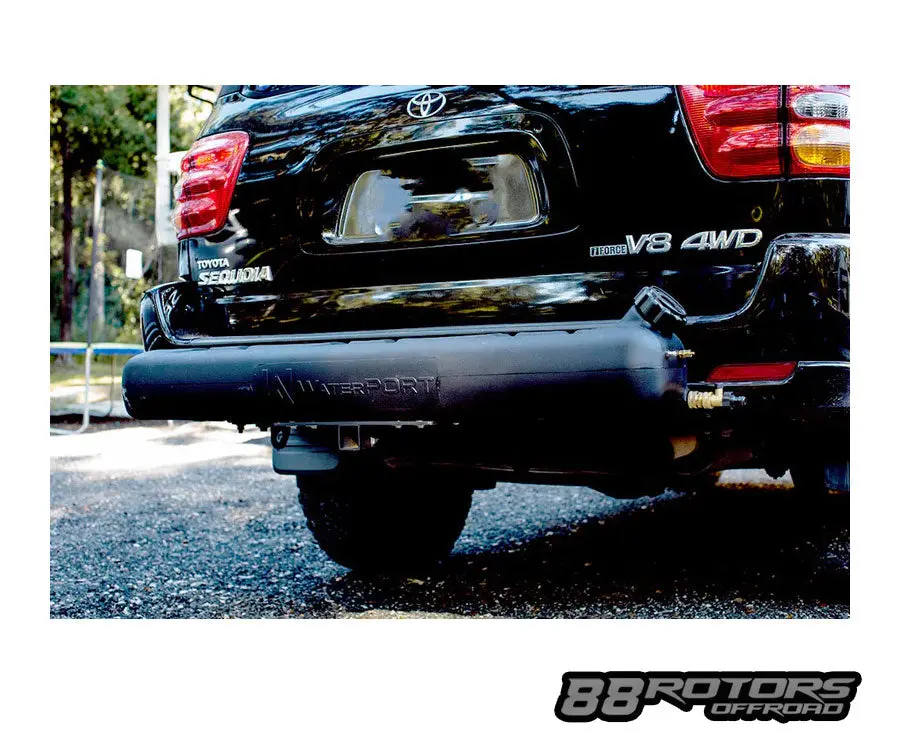 Waterport 8.0 Gallon Water Tank Hitch Mount 1