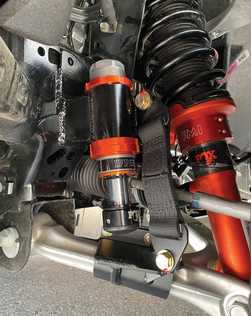 2024 Ranger Raptor - Front Limit Strap Kit & Bump Stop For Stock Lower Arm 1